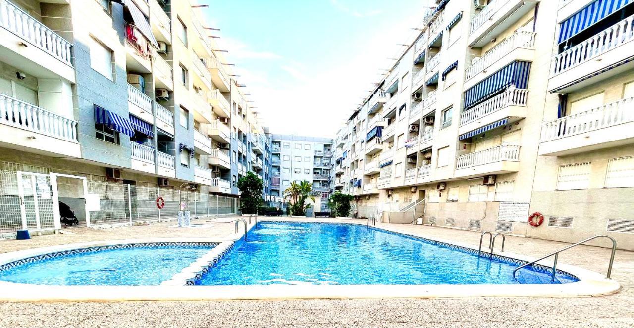 Torrevieja Comfortable Apartment 외부 사진