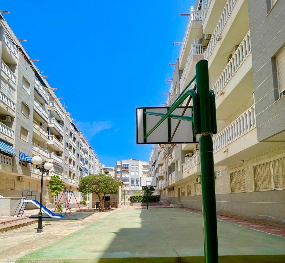 Torrevieja Comfortable Apartment 외부 사진