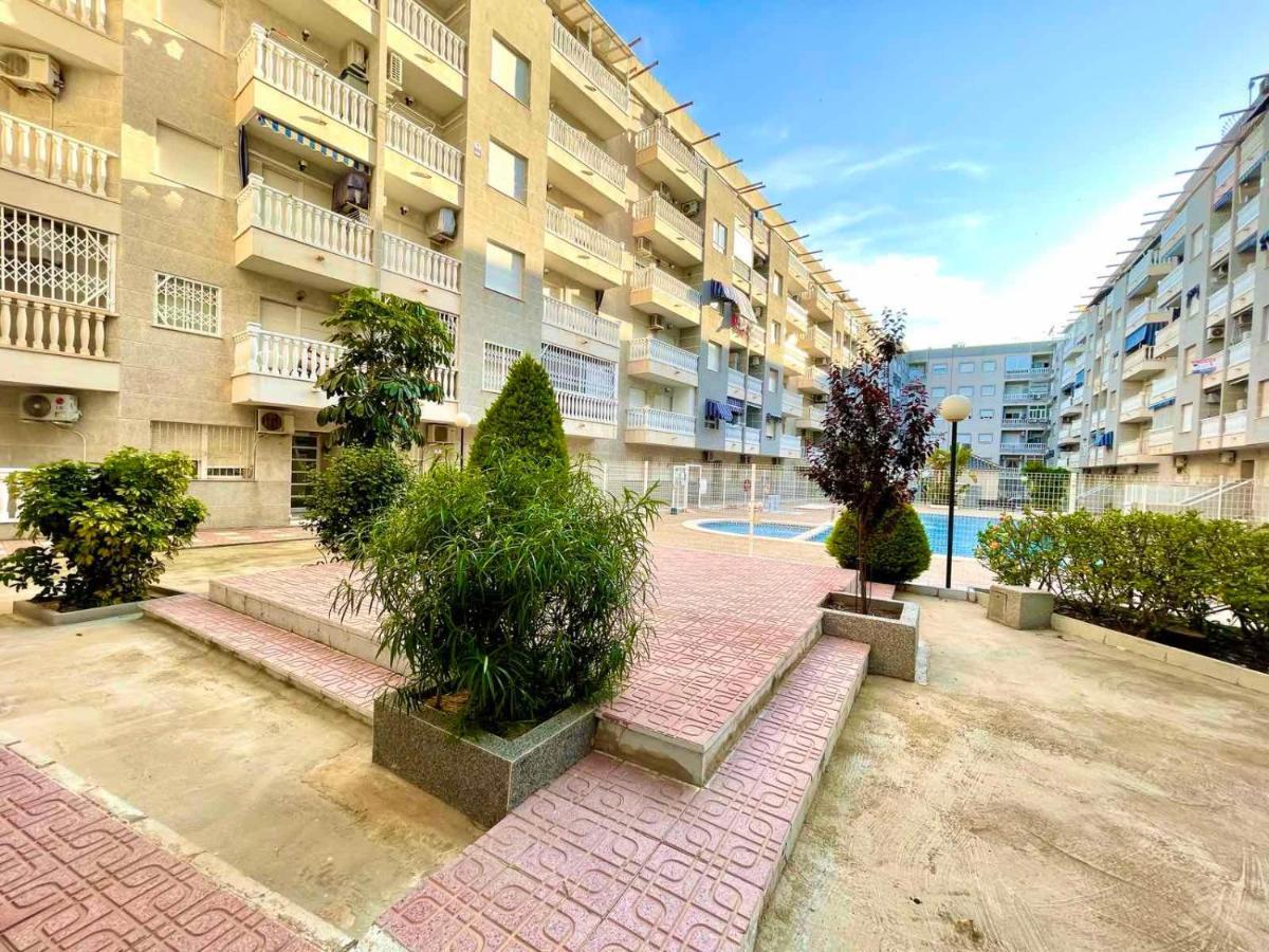 Torrevieja Comfortable Apartment 외부 사진